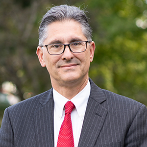Headshot of Attorney Chris Murray